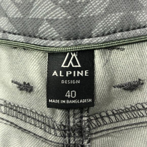 NWT Alpine Design Men Trail Head Tech Shorts Size 40 Gray Polyester Blend M130 5 - Picture 9 of 15